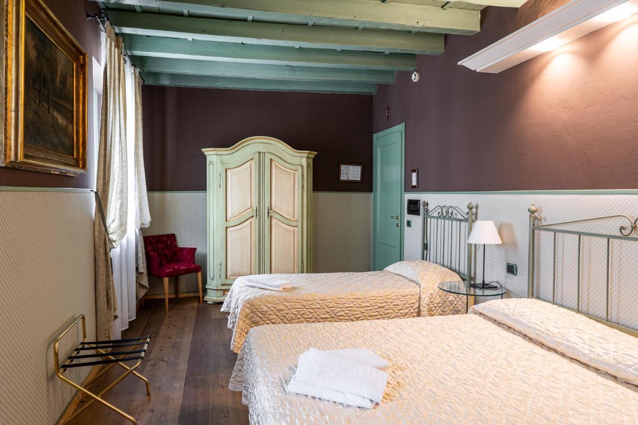 Residenza Vecelli Cavriani Gasthof *