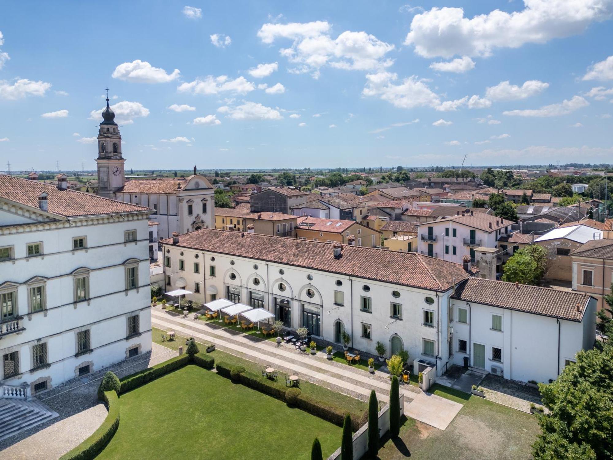 Residenza Vecelli Cavriani * Mozzecane