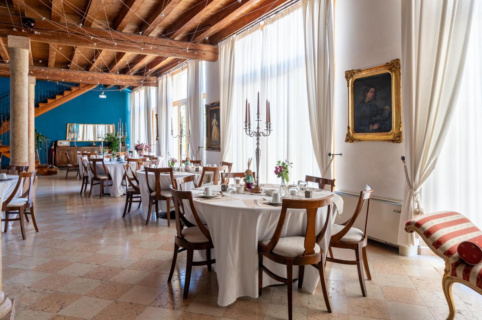 Residenza Vecelli Cavriani Gasthof Mozzecane